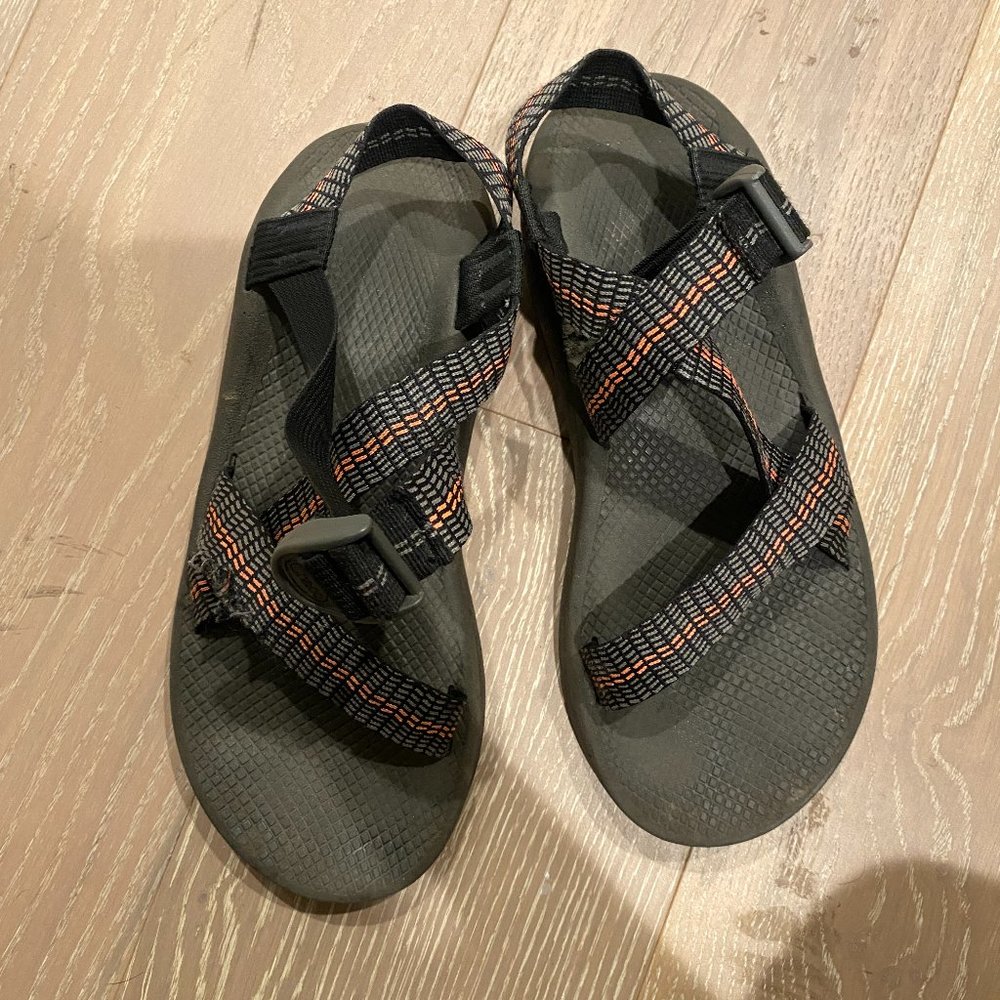 men's chaco sandals w/ grey + orange straps - size 11